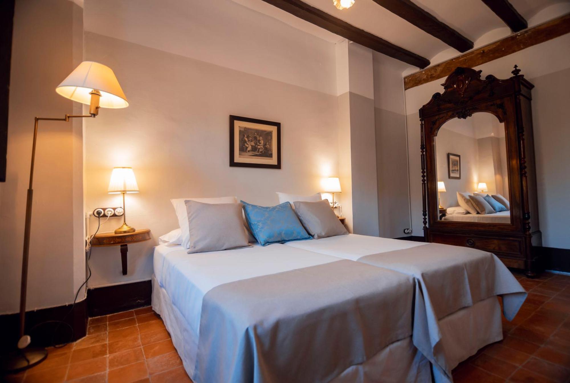 Castell Granadella Hotel L'Ampolla Exterior photo